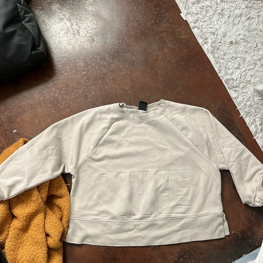 Crop beige Nike Sweatshirt
